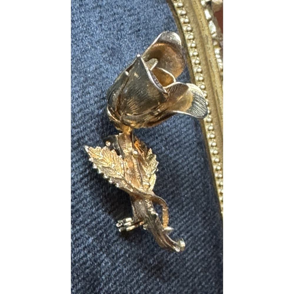 Vintage Gold Tone Rose Flower Brooch Sculptural Floral Stem Pin Romantic Botanic